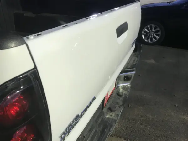 KARS Dents tailgate after